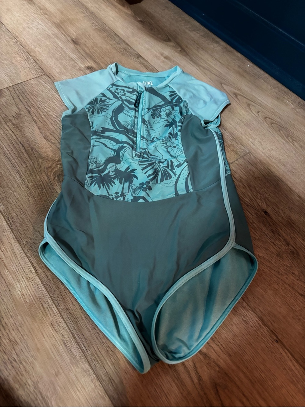 Athleta Girl one piece swim size 12 EUC